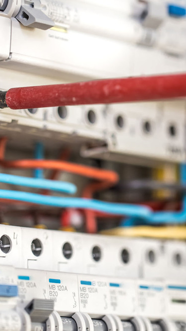 Instalacje elektryczne